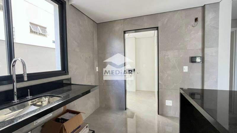 Apartamento, Silveira, 3 Quartos, 2 Vagas, 1 Suíte