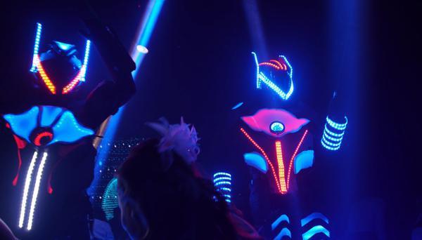 Robô Led Animação de Festas Bh, Atração Diferente Para Evento Belo Horizonte