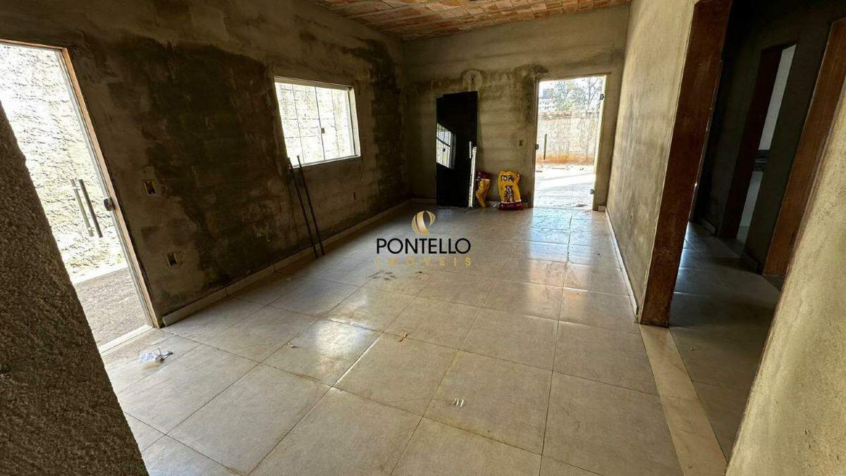 Casa, Mata Grande, 3 Quartos, 2 Vagas, 1 Suíte