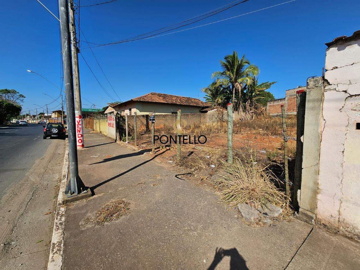 Lote, Centro, 0 Quarto, 0 Vaga