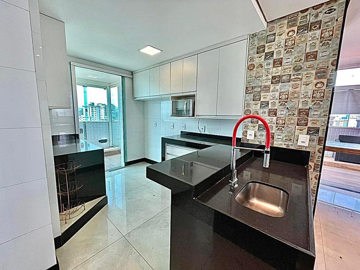 Cobertura, Ouro Preto, 4 Quartos, 6 Vagas, 4 Suítes