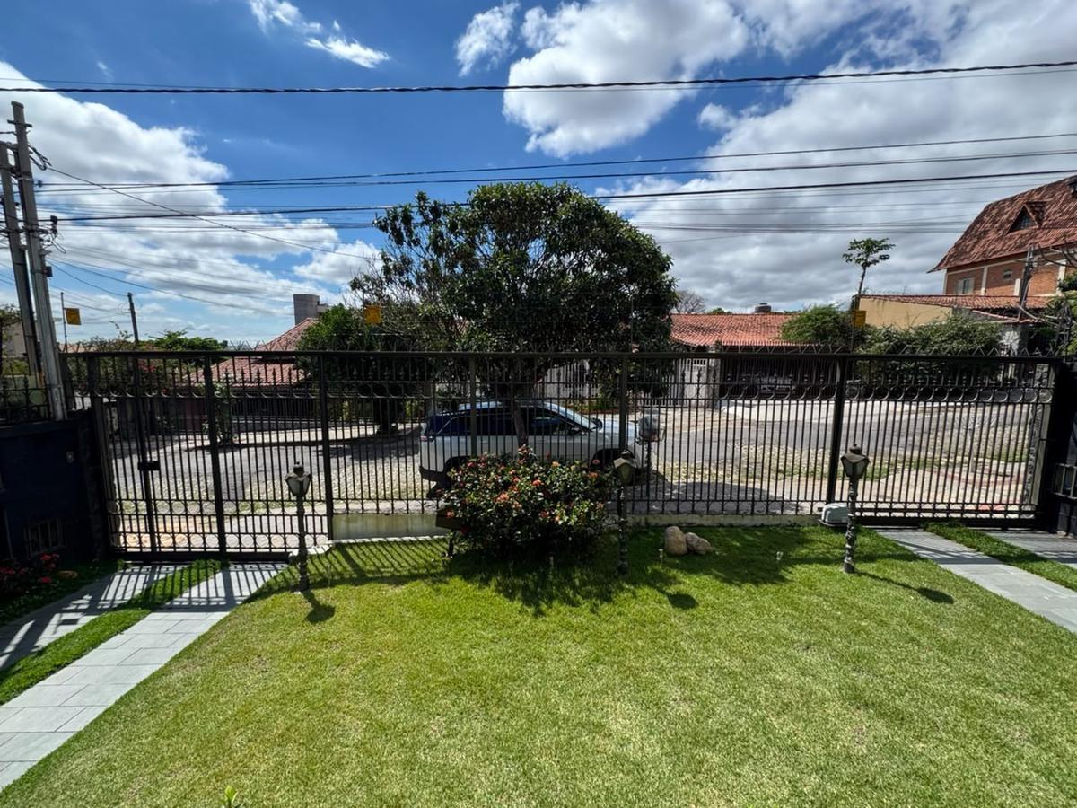 Casa, Santa Rosa, 3 Quartos, 3 Vagas, 1 Suíte
