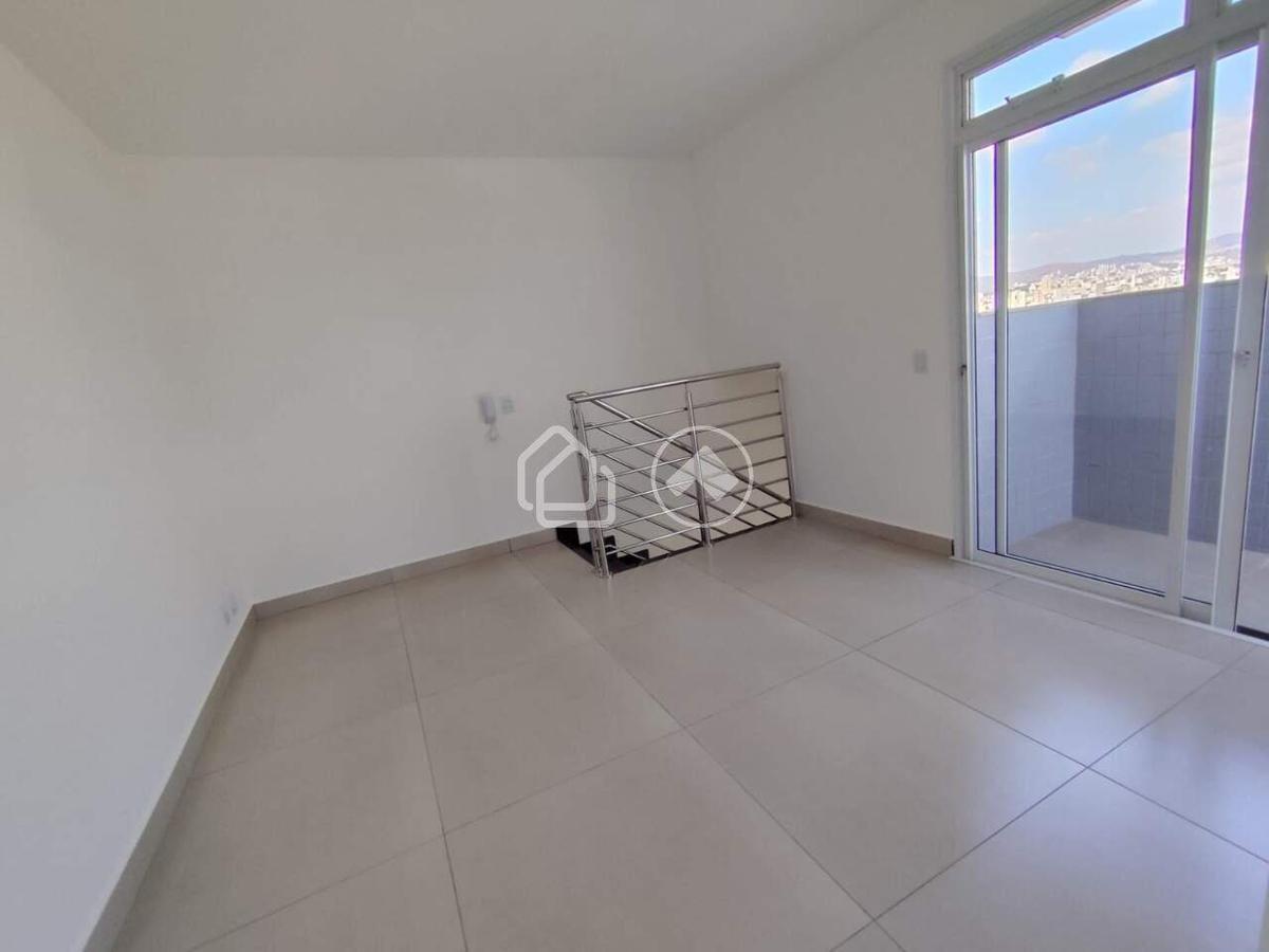 Cobertura, Padre Eustáquio, 4 Quartos, 2 Vagas, 1 Suíte