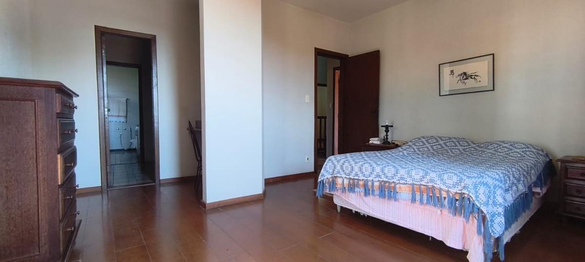 Casa, Santa Lúcia, 6 Quartos, 3 Vagas, 1 Suíte