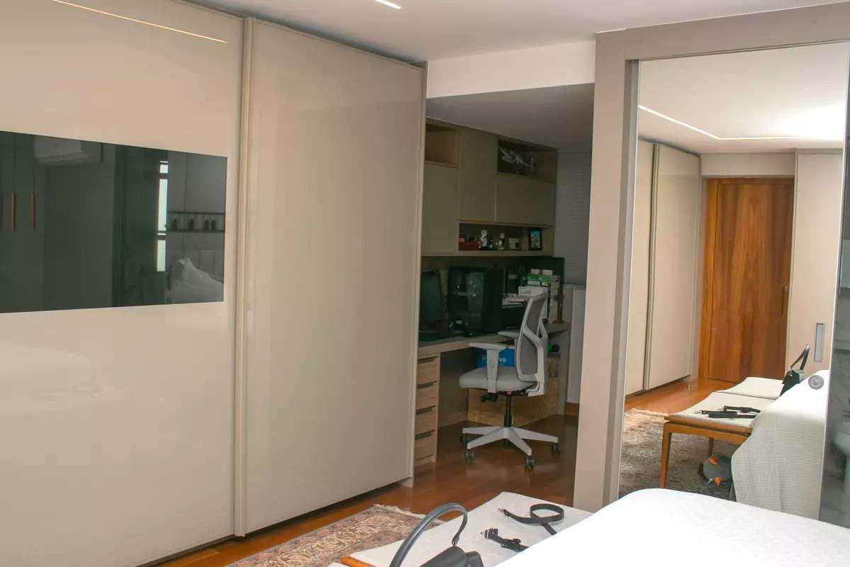 Cobertura, Savassi, 2 Quartos, 3 Vagas, 2 Suítes