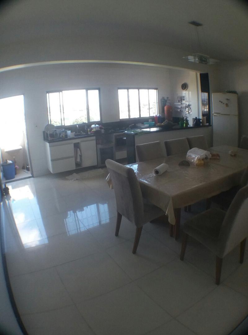 Casa, Cabral, 4 Quartos, 5 Vagas, 2 Suítes