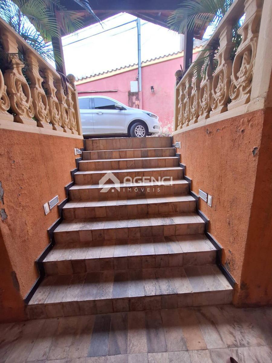 Casa, Ouro Preto, 5 Quartos, 0 Vaga, 1 Suíte