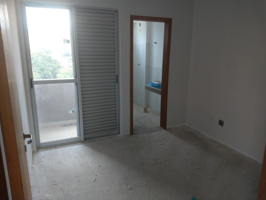 Apartamento, Floresta, 3 Quartos, 3 Vagas, 1 Suíte