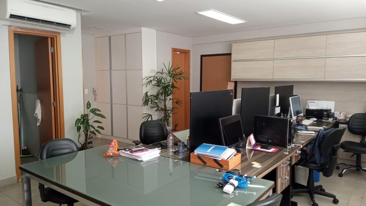Sala, União, 0 Quarto, 0 Vaga