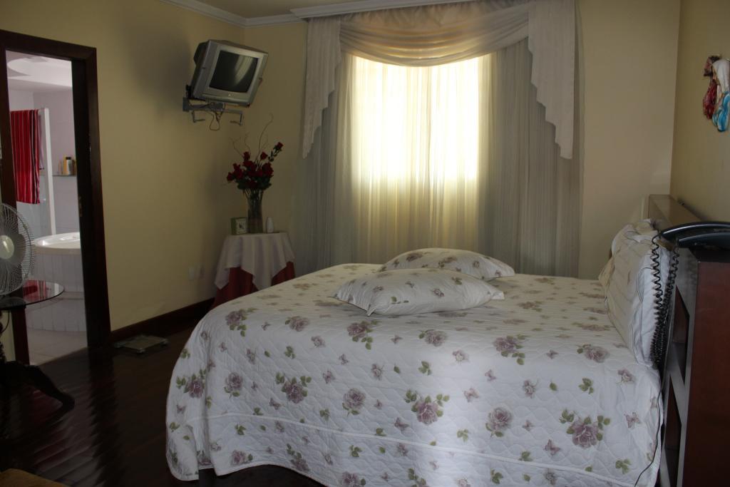 Casa, Castelo, 5 Quartos, 4 Vagas, 3 Suítes