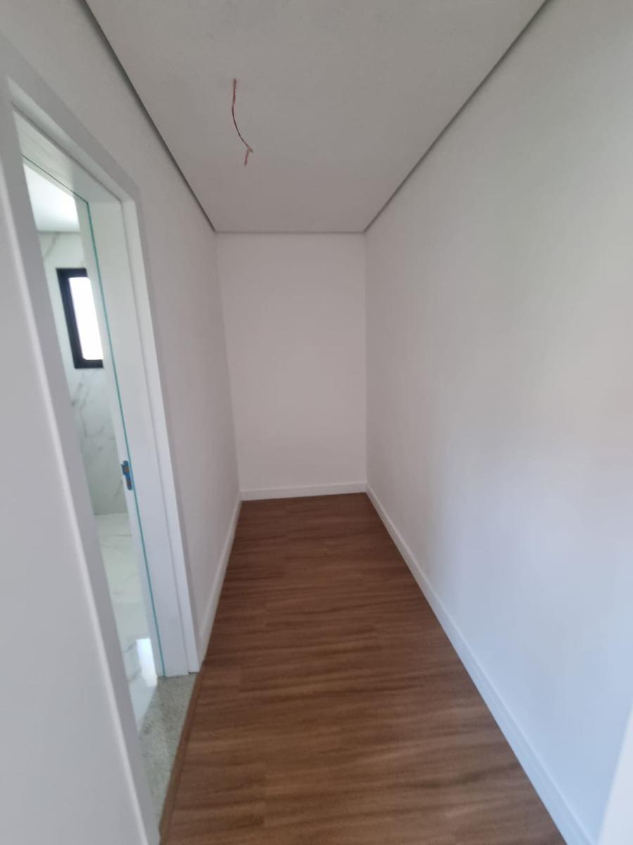 Casa, Planalto, 3 Quartos, 2 Vagas, 1 Suíte