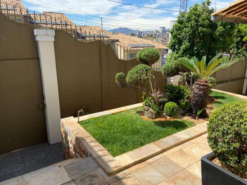Casa, Fernão Dias, 3 Quartos, 3 Vagas, 1 Suíte