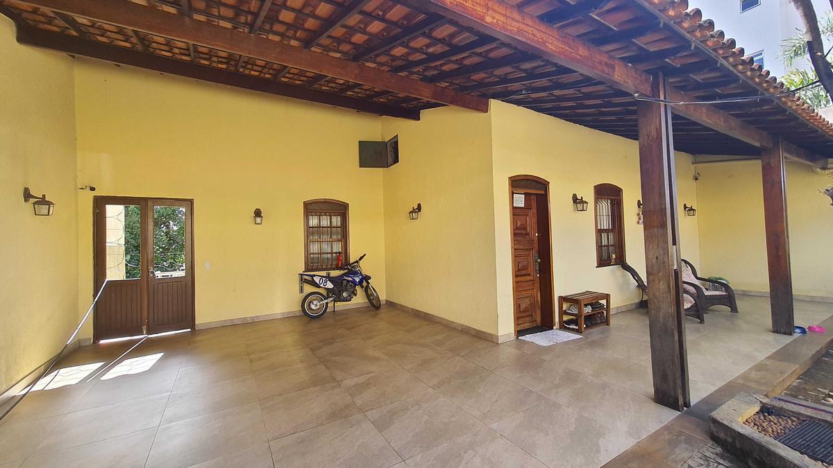 Casa, Jardim Industrial, 3 Quartos, 3 Vagas, 1 Suíte