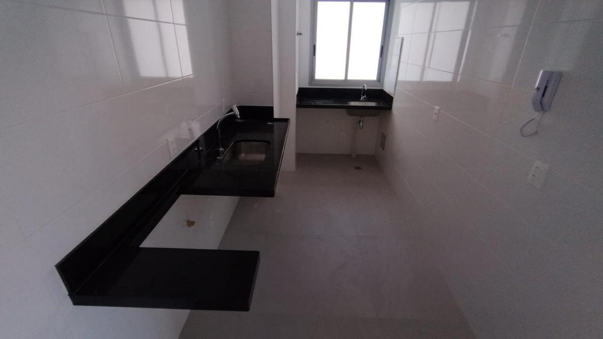 Apartamento, Sagrada Família, 3 Quartos, 2 Vagas, 1 Suíte