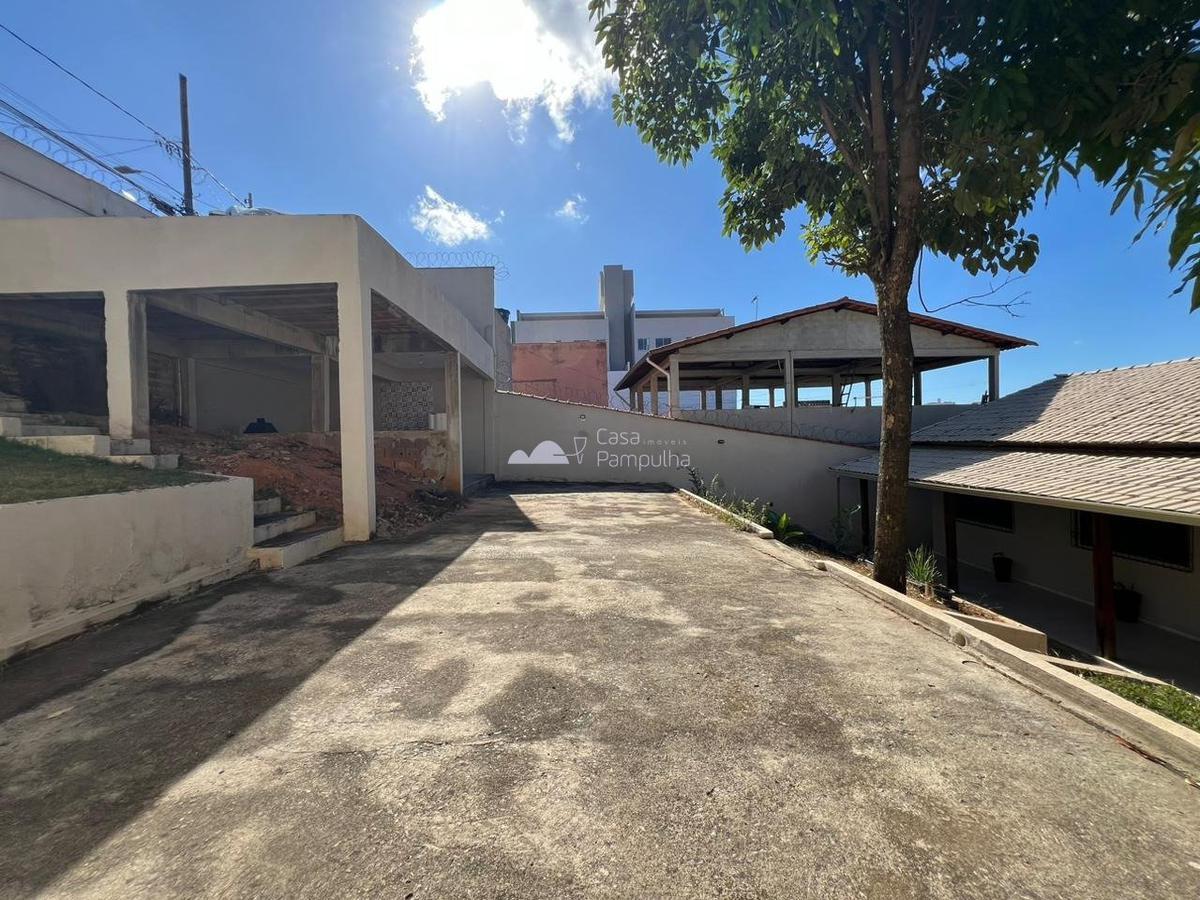 Casa, Santa Mônica, 3 Quartos, 3 Vagas, 2 Suítes