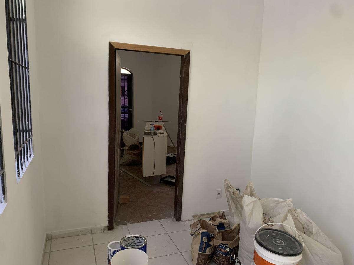 Sala, Lourdes, 0 Vaga