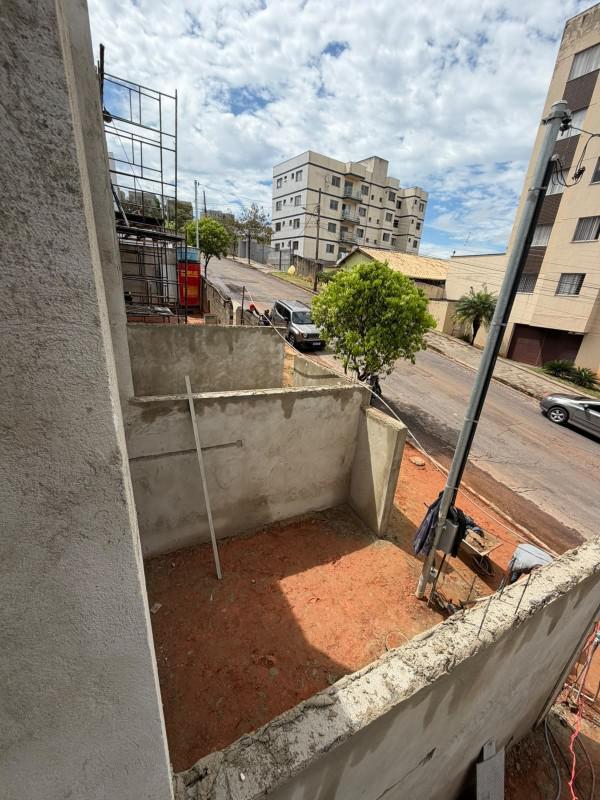 Casa, Manacás, 2 Quartos, 1 Vaga, 2 Suítes
