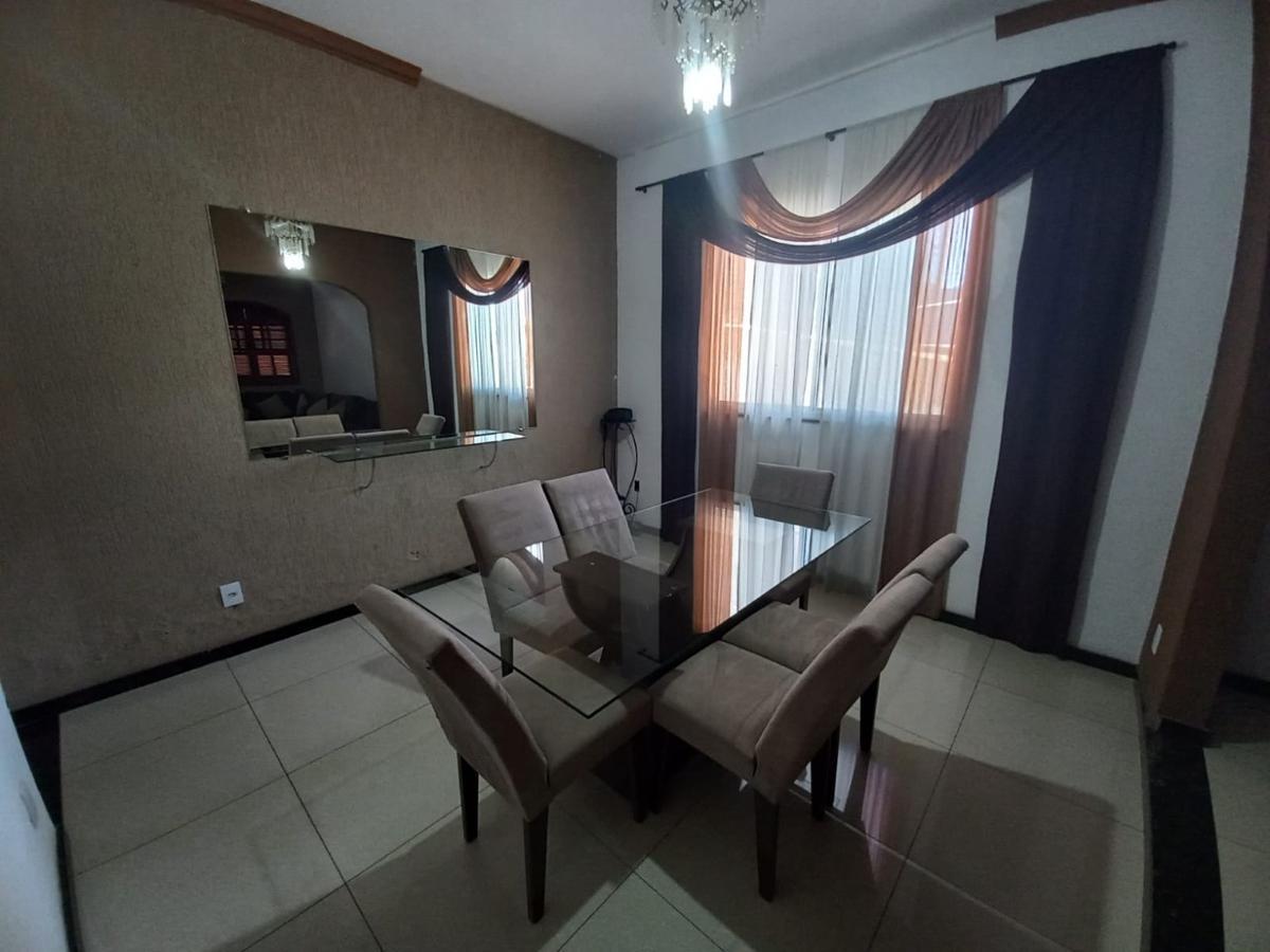 Casa, Parque Xangri-lá, 4 Quartos, 4 Vagas, 2 Suítes