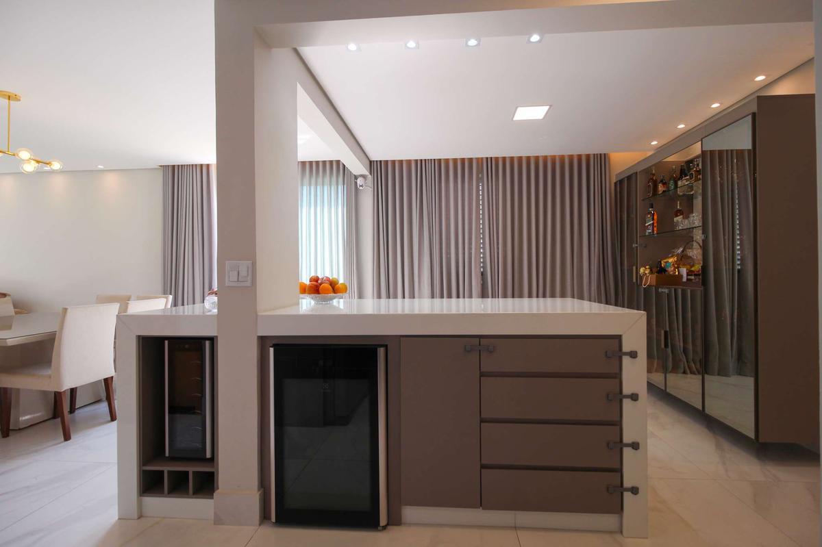 Apartamento, Ipiranga, 4 Quartos, 4 Vagas, 3 Suítes