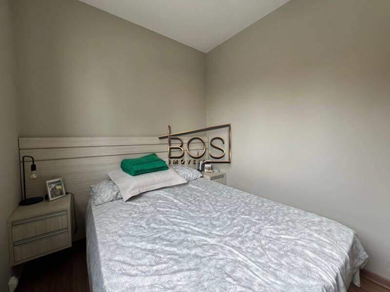 Apartamento, Sagrada Família, 2 Quartos, 1 Vaga