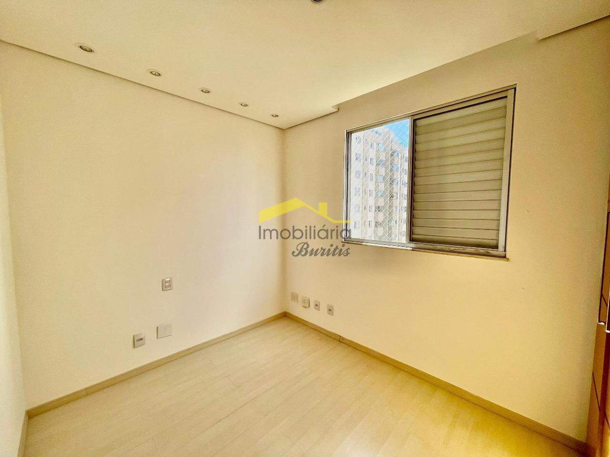 Apartamento, Buritis, 3 Quartos, 4 Vagas, 1 Suíte