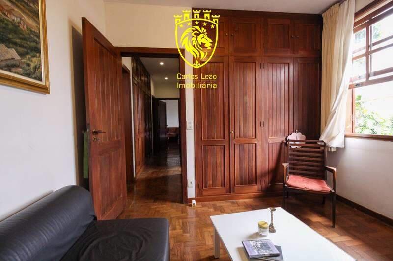 Casa, Serra, 4 Quartos, 5 Vagas, 1 Suíte