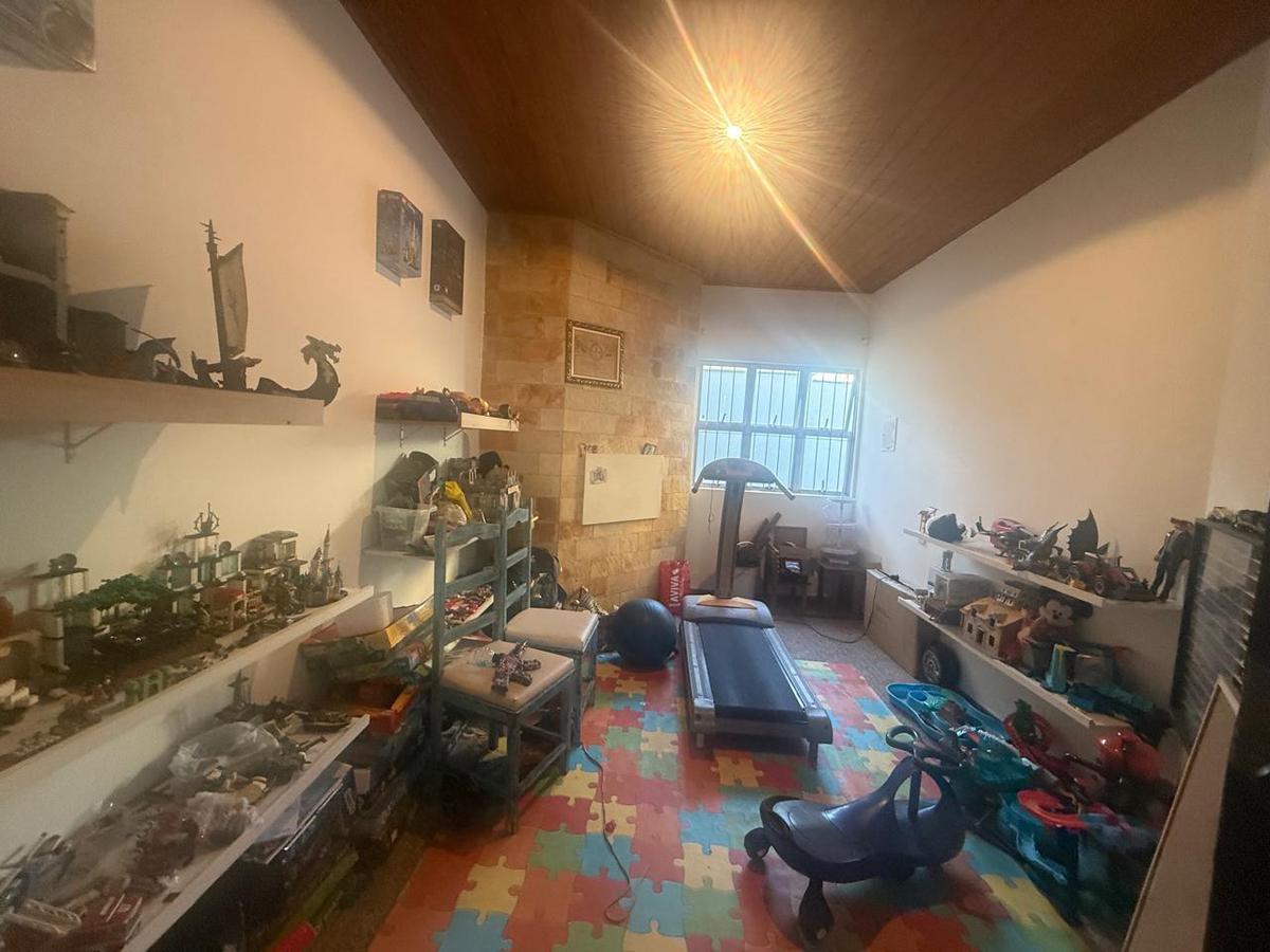 Cobertura, Santa Cruz, 4 Quartos, 2 Vagas, 1 Suíte