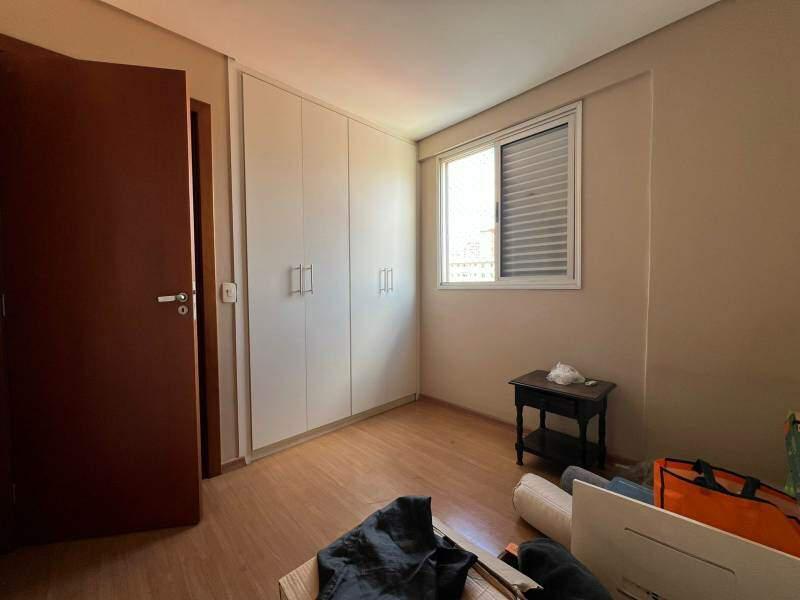 Apartamento, Floresta, 3 Quartos, 2 Vagas, 1 Suíte