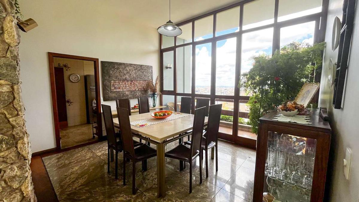 Casa, São Lucas, 4 Quartos, 5 Vagas, 3 Suítes