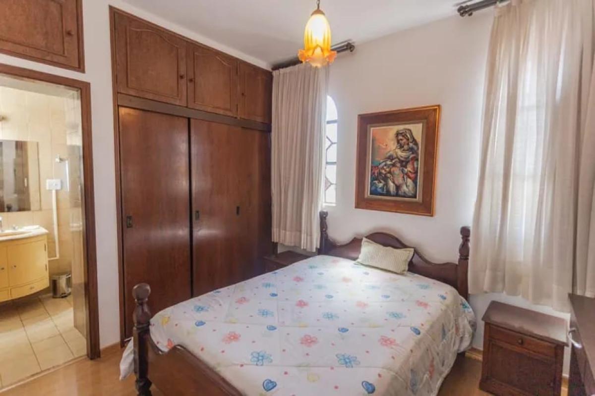 Apartamento, Vila Paris, 4 Quartos, 2 Vagas, 1 Suíte