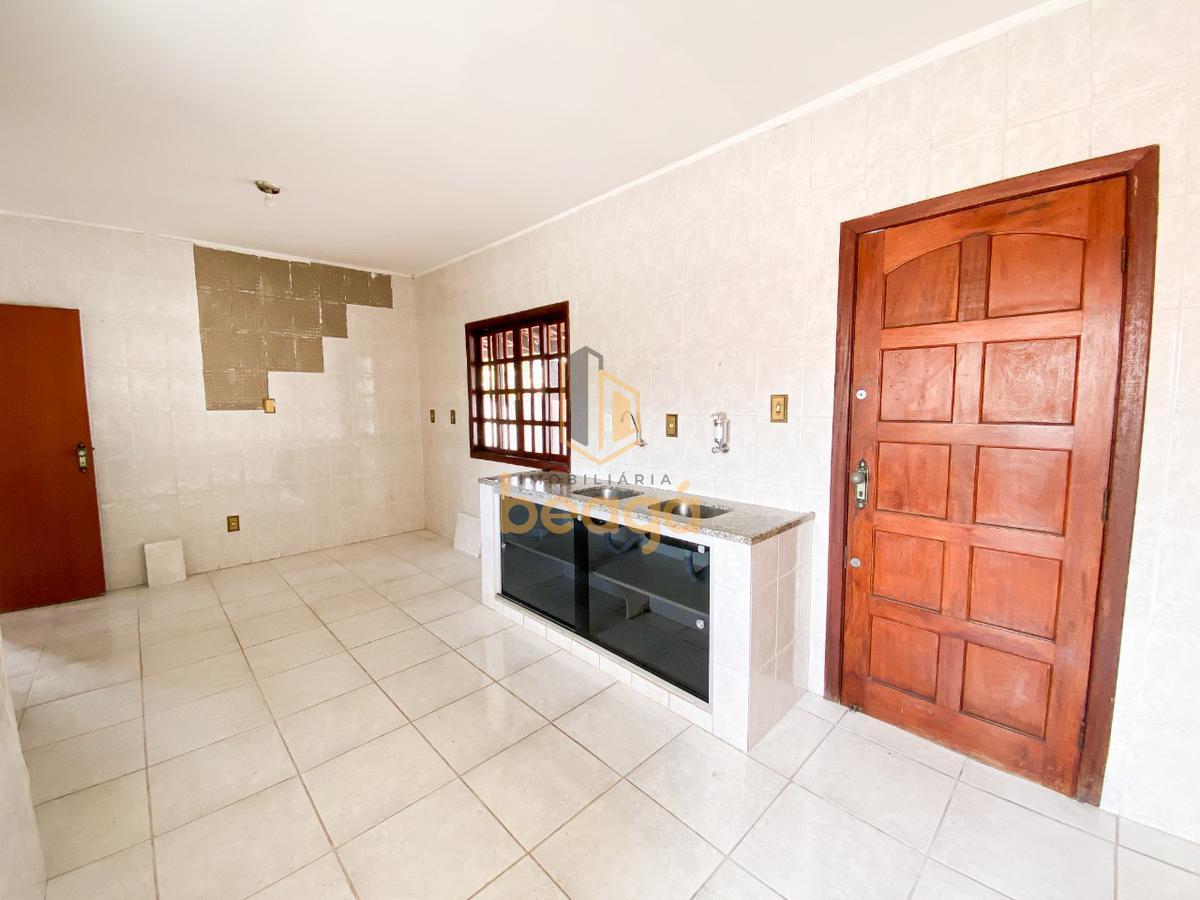 Casa Comercial, Alípio de Melo, 3 Quartos, 0 Vaga, 1 Suíte