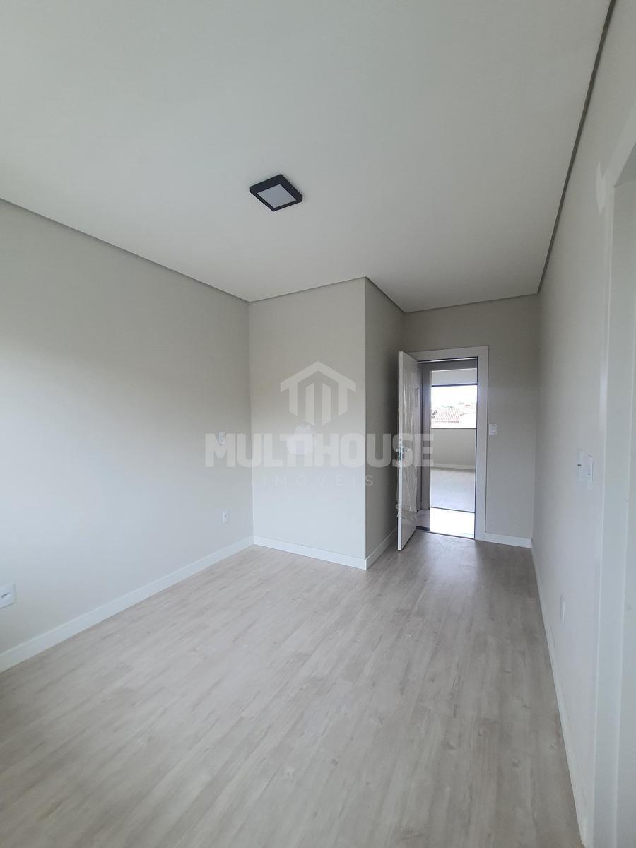 Casa, Jardim Leblon, 3 Quartos, 0 Vaga, 1 Suíte
