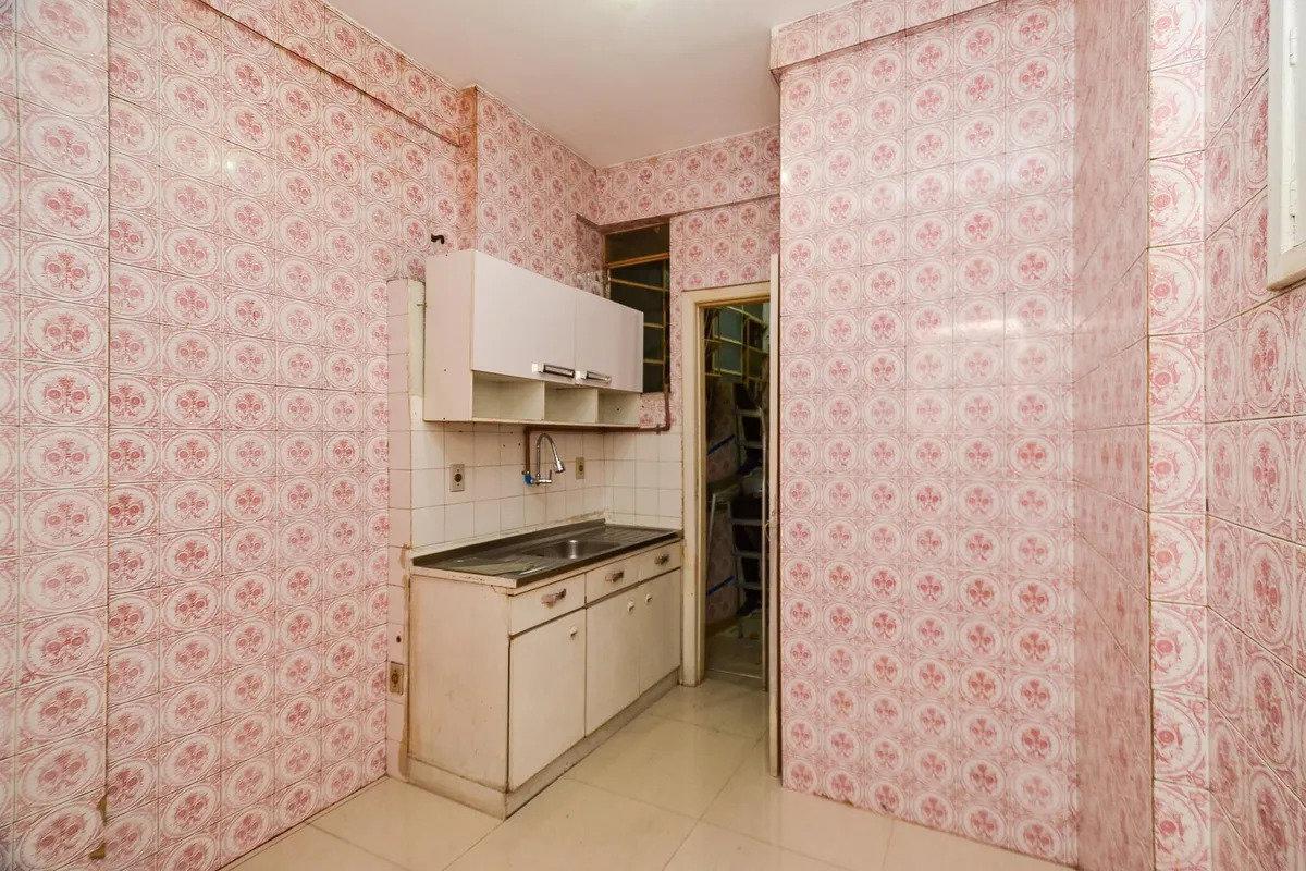 Apartamento, Centro, 2 Quartos, 0 Vaga