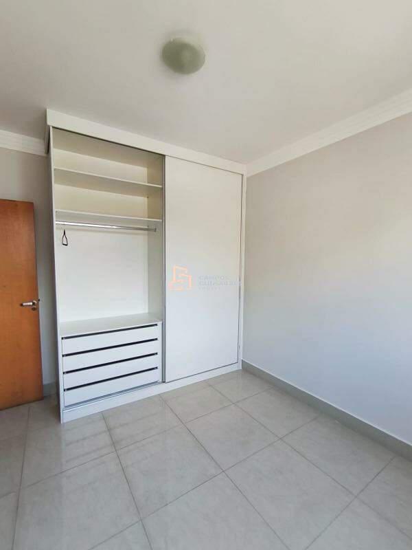Apartamento, Barreiro, 3 Quartos, 3 Vagas, 1 Suíte