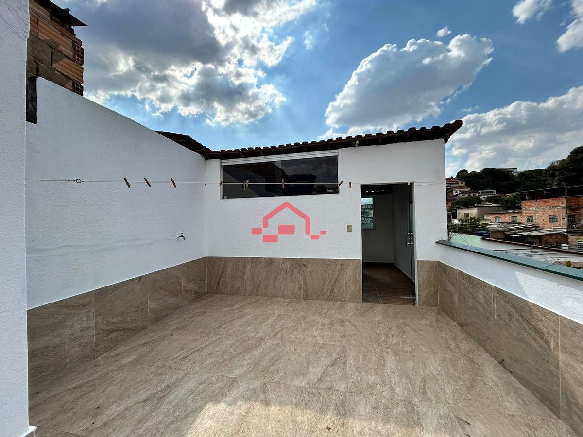 Casa, Nova Esperança, 2 Quartos, 0 Vaga