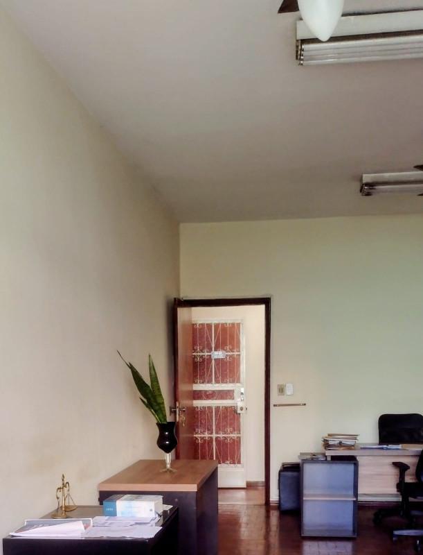 Sala, Barro Preto, 0 Quarto, 0 Vaga