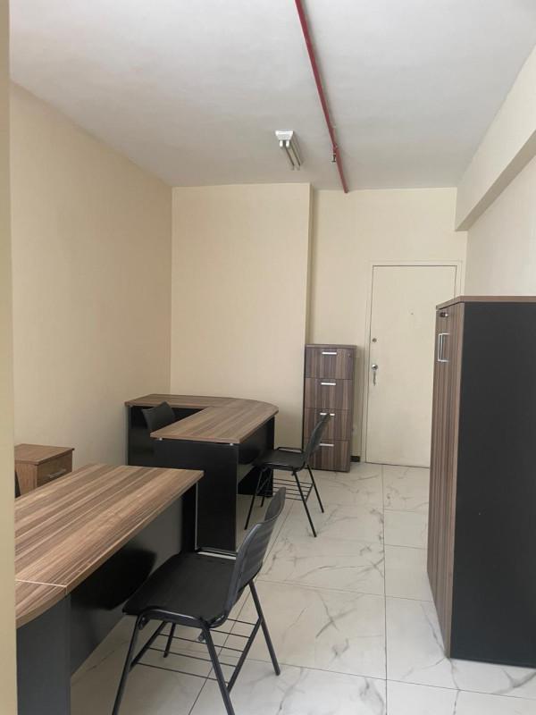 Sala, Centro, 0 Quarto, 0 Vaga, 1 Suíte