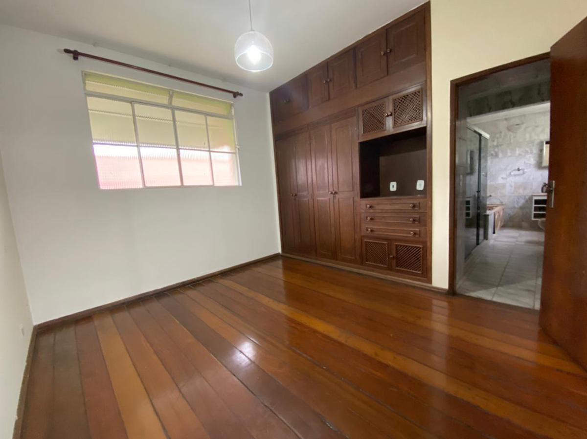 Casa, João Pinheiro, 4 Quartos, 0 Vaga, 2 Suítes