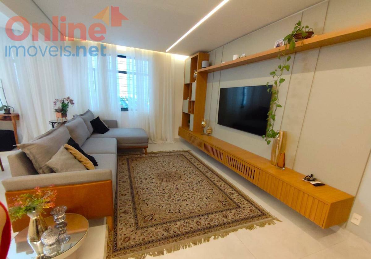 Apartamento, Funcionários, 4 Quartos, 0 Vaga, 1 Suíte