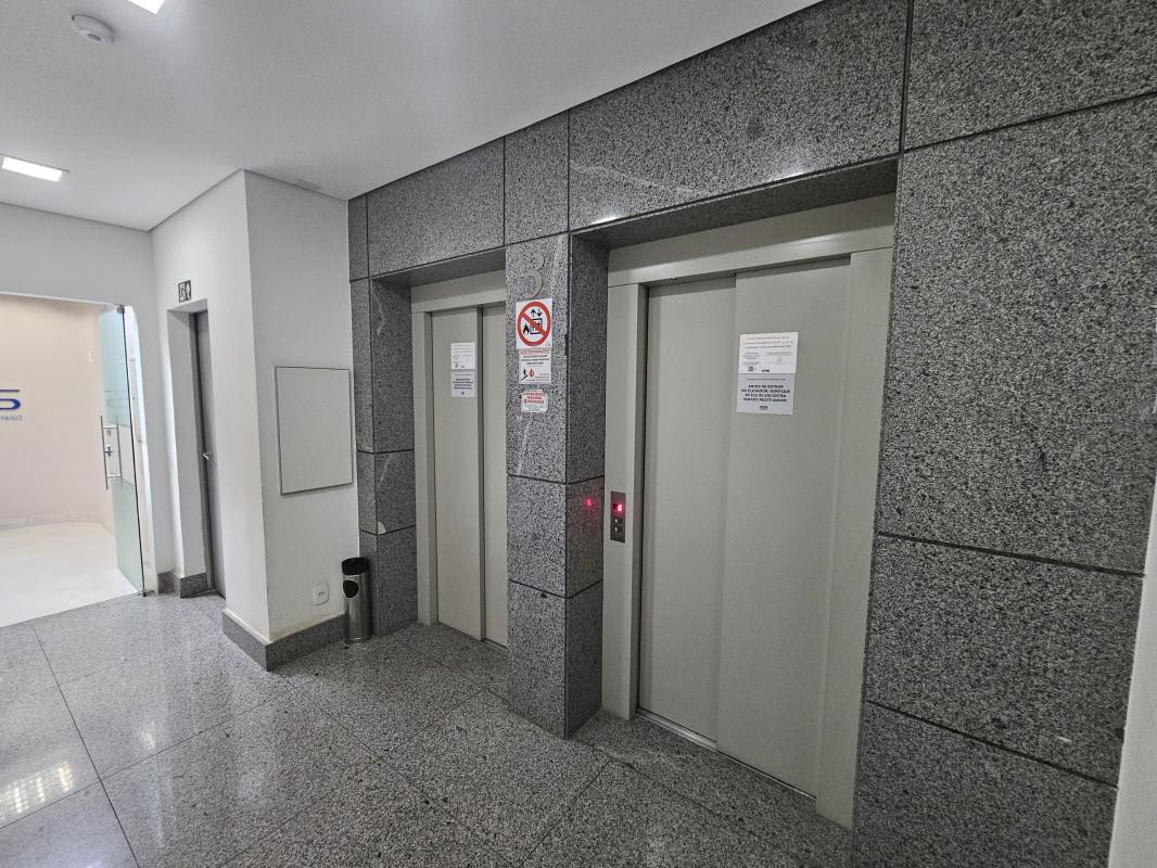 Andar, Savassi, 0 Quarto, 3 Vagas