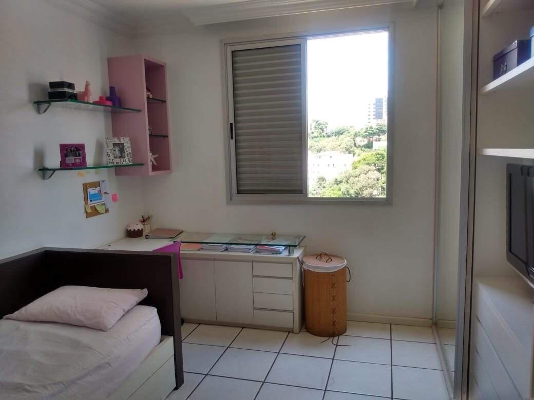 Apartamento, Grajaú, 4 Quartos, 4 Vagas, 2 Suítes