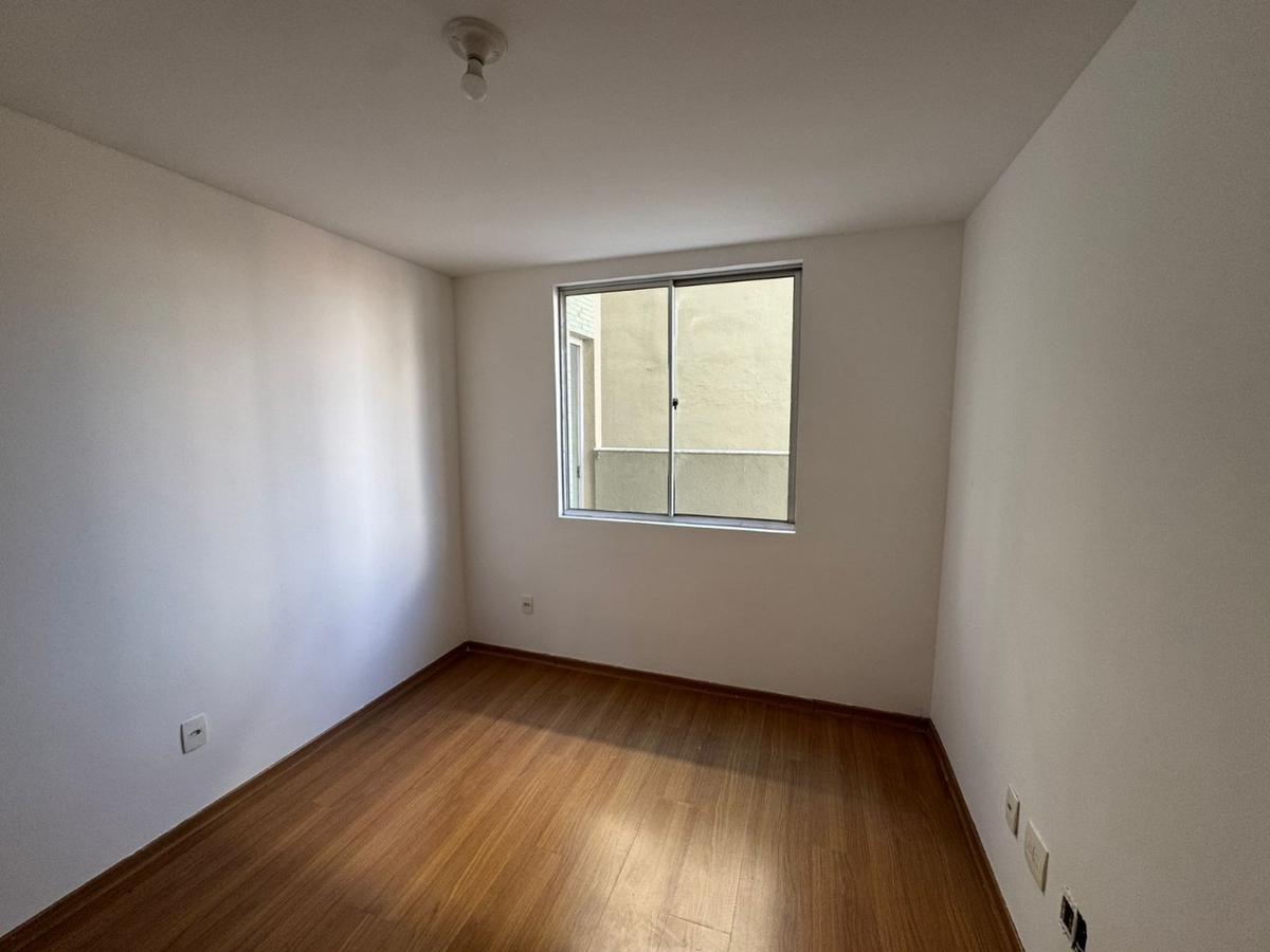 Apartamento, Floresta, 3 Quartos, 2 Vagas, 1 Suíte