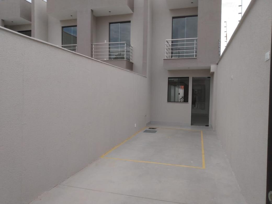 Casa, Santa Mônica, 2 Quartos, 1 Vaga, 2 Suítes