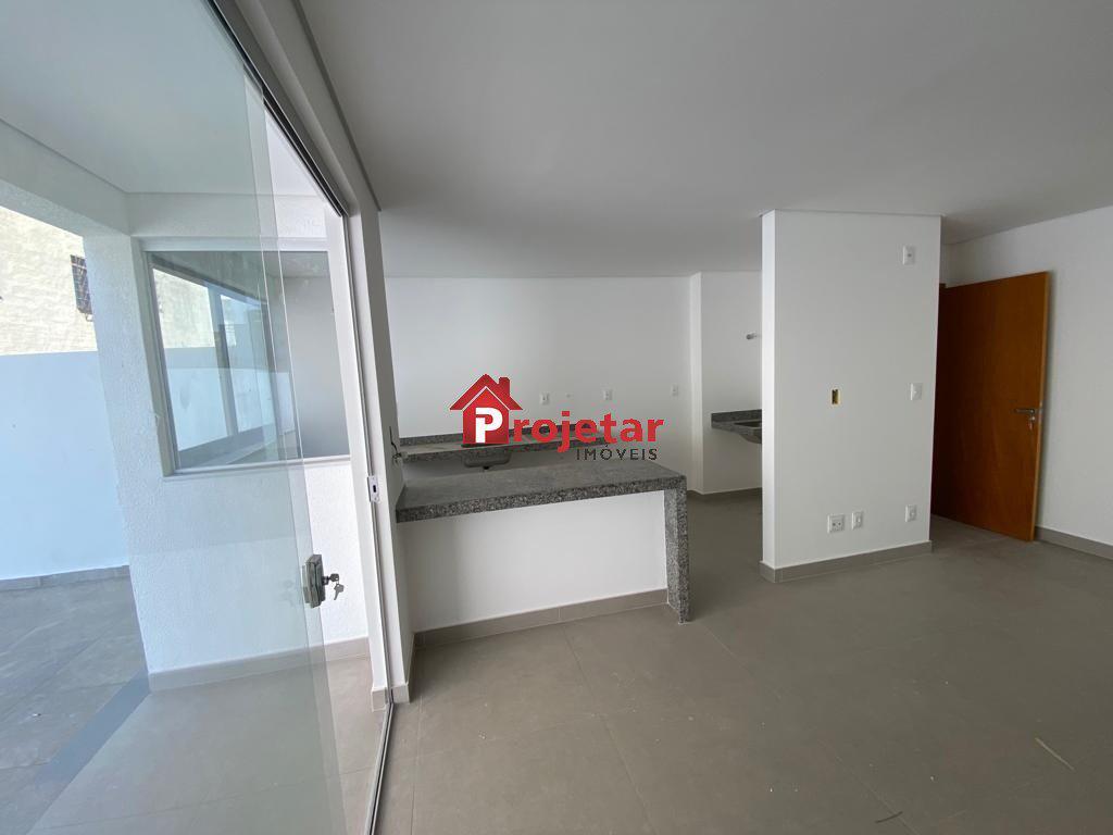 Apartamento, Sagrada Família, 2 Quartos, 2 Vagas, 1 Suíte