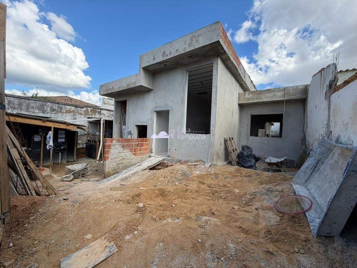 Casa, Planalto, 3 Quartos, 2 Vagas, 1 Suíte