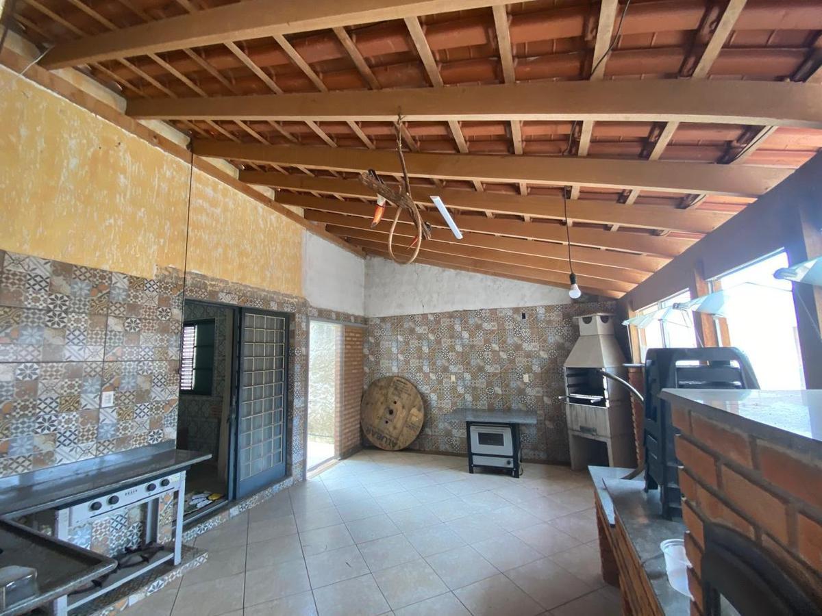Casa, Jardim Ribeiro, 3 Quartos, 5 Vagas, 2 Suítes