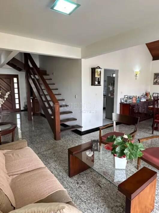 Casa, Paquetá, 4 Quartos, 0 Vaga, 1 Suíte