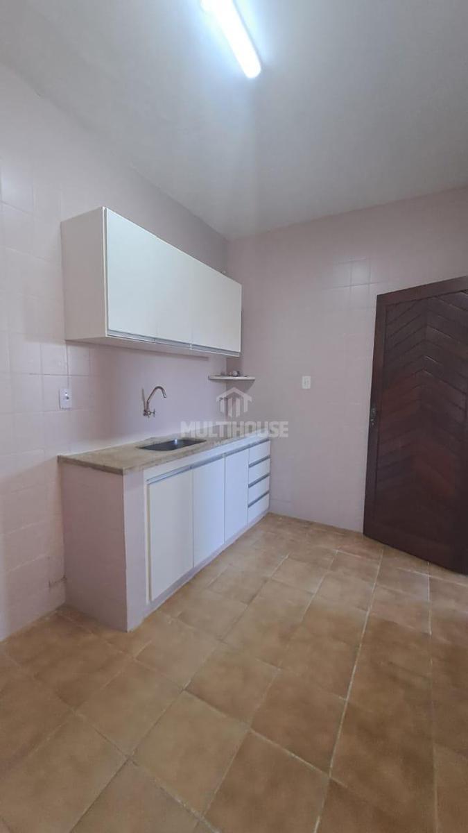 Casa, Candelária, 4 Quartos, 3 Vagas, 1 Suíte