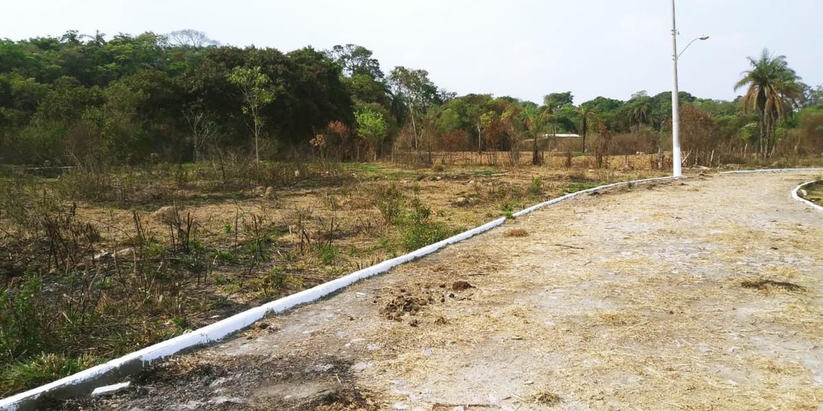 Lote, São José, 0 Quarto, 4 Vagas
