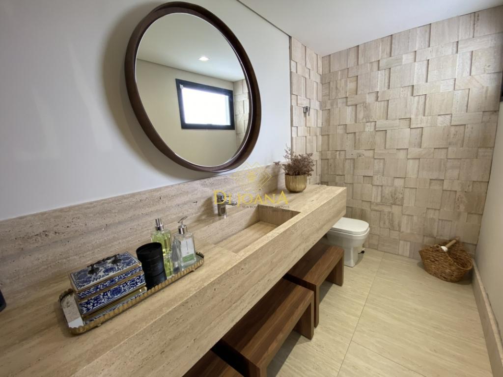 Casa, Ingá Alto, 4 Quartos, 8 Vagas, 4 Suítes